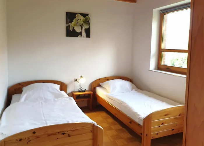 15 بيت للعطل *